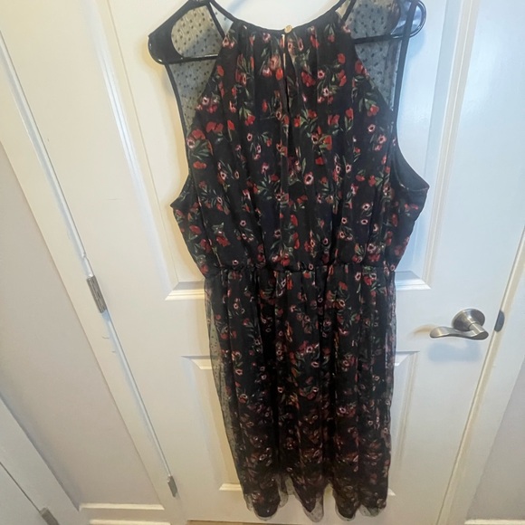 Draper James RSVP Floral Print Tulle dress. - Picture 9 of 11